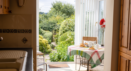 Cosy 2 bedroom cottage with views over the Shropshire hills