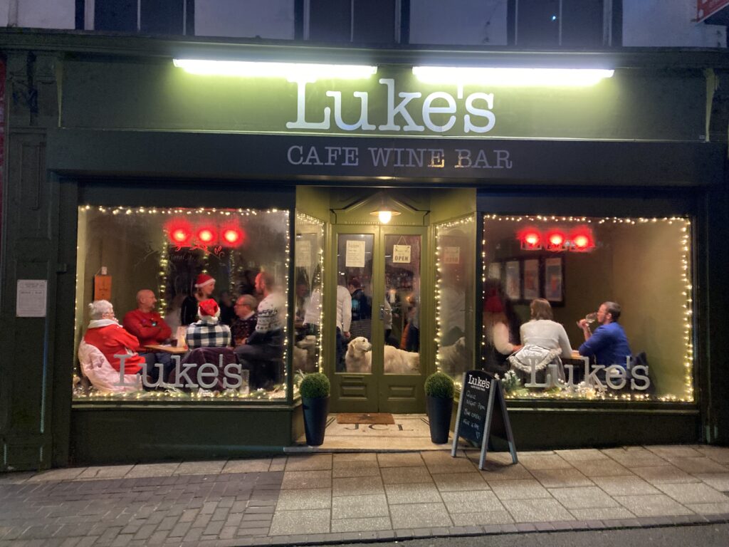 Lukes Wine Bar